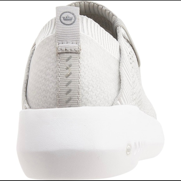 PETER MILLAR WOMENS HYPERLIGHT GLIDE LIGHTWEIGHT ATHLETIC GREY SNEAKERS - Picture 5 of 14